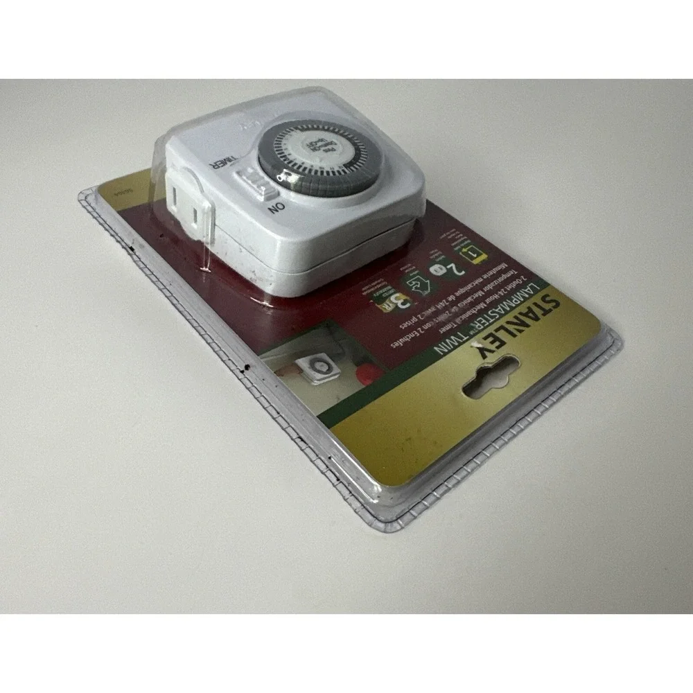 Stanley Lamp Master Twin Outlet Timer With Multiple On/Off Settings 56404 NEW